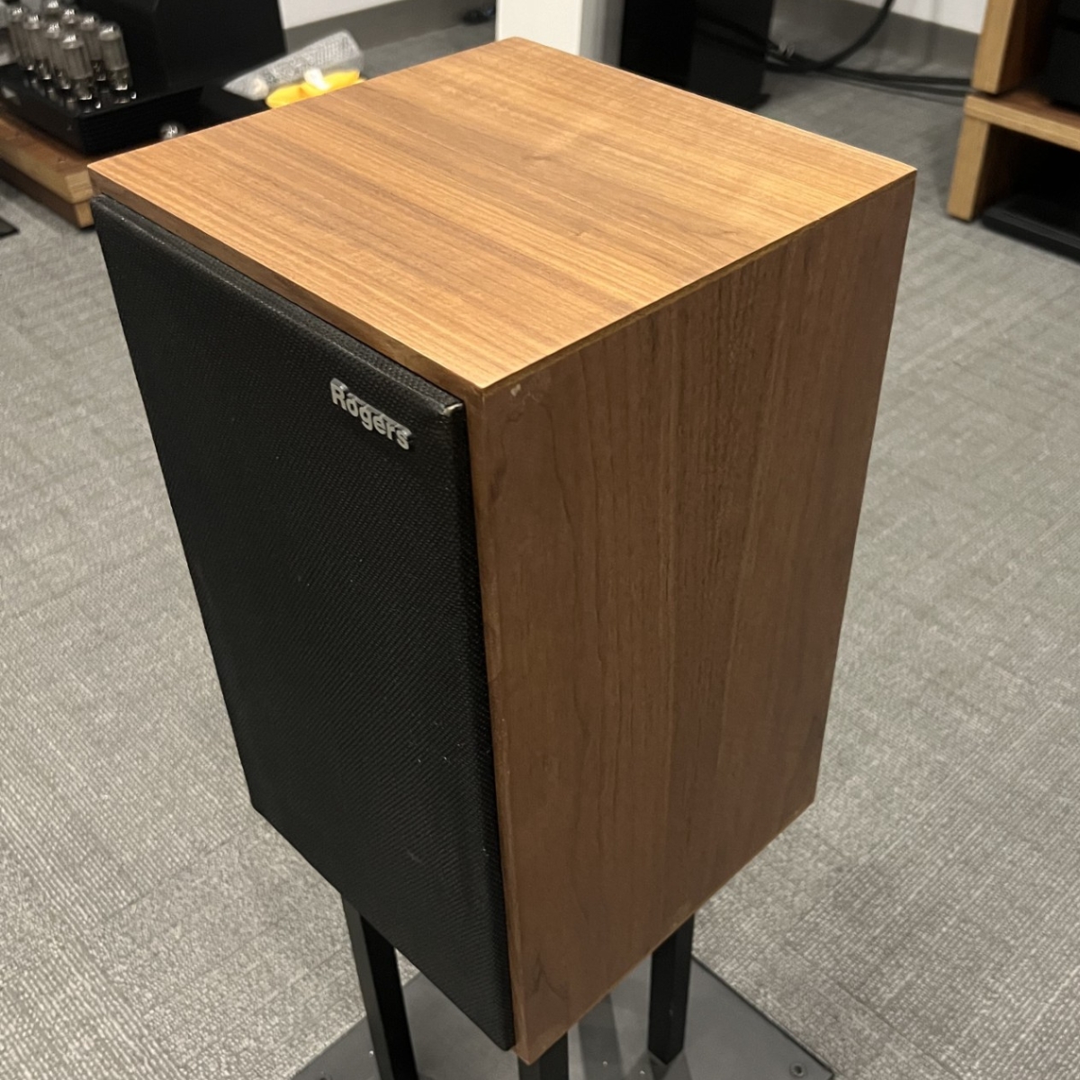 product-additional-image