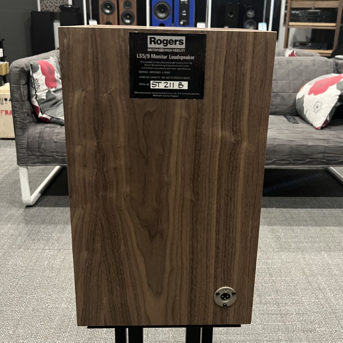 product-additional-image